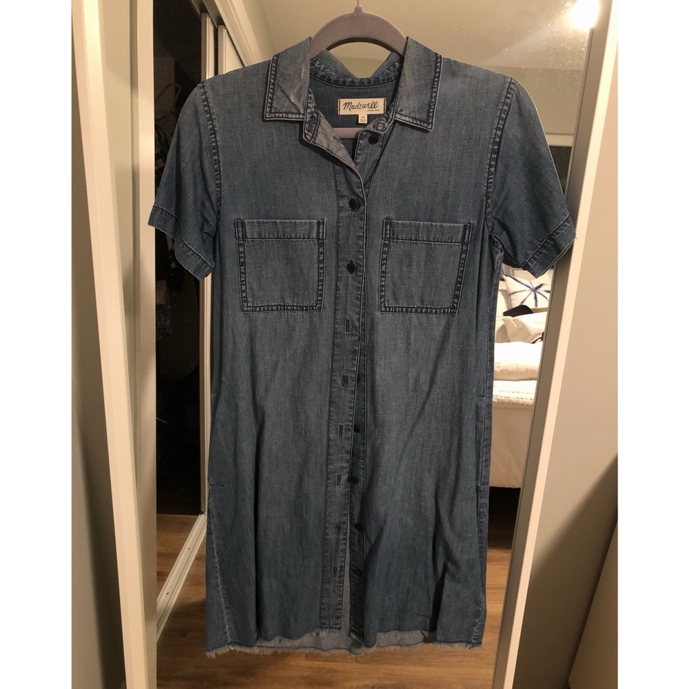 Madewell Denim Dress 💙